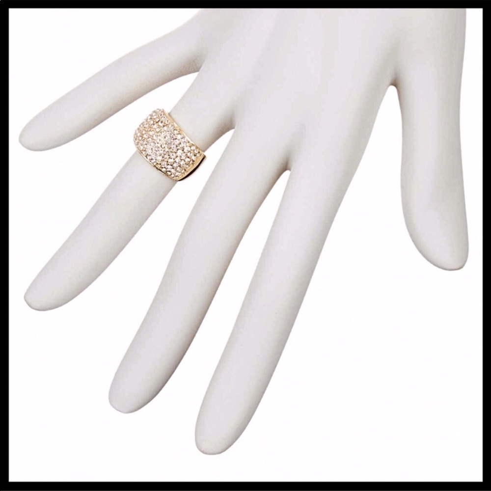 GOLD PAVE AUSTRIAN CRYSTAL STATEMENT COCKTAIL RING - Picture 7 of 8